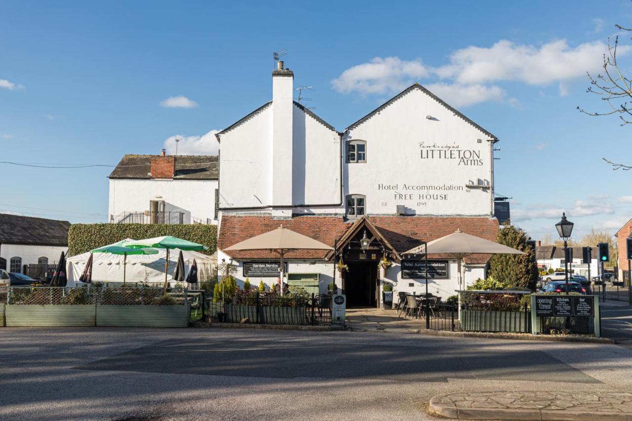 Hotel The Littleton Arms Penkridge Esterno foto