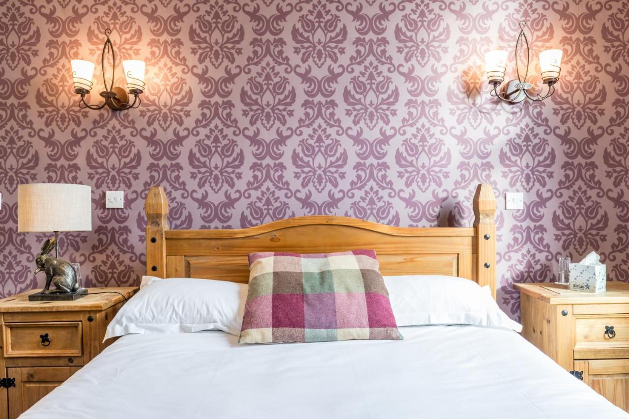 Hotel The Littleton Arms Penkridge Esterno foto