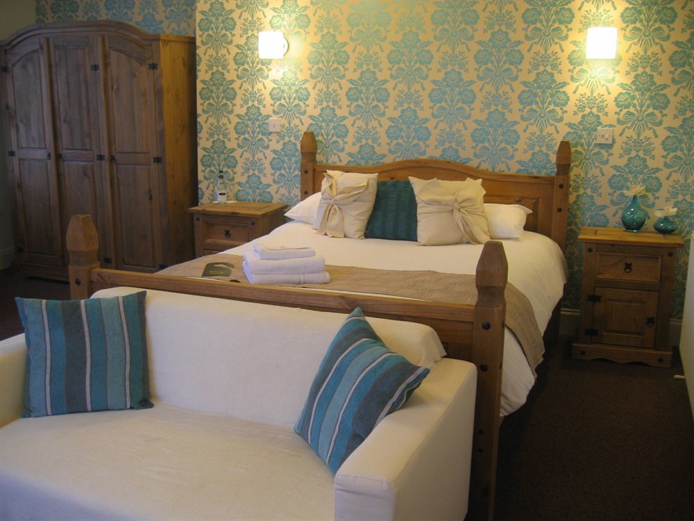 Hotel The Littleton Arms Penkridge Esterno foto