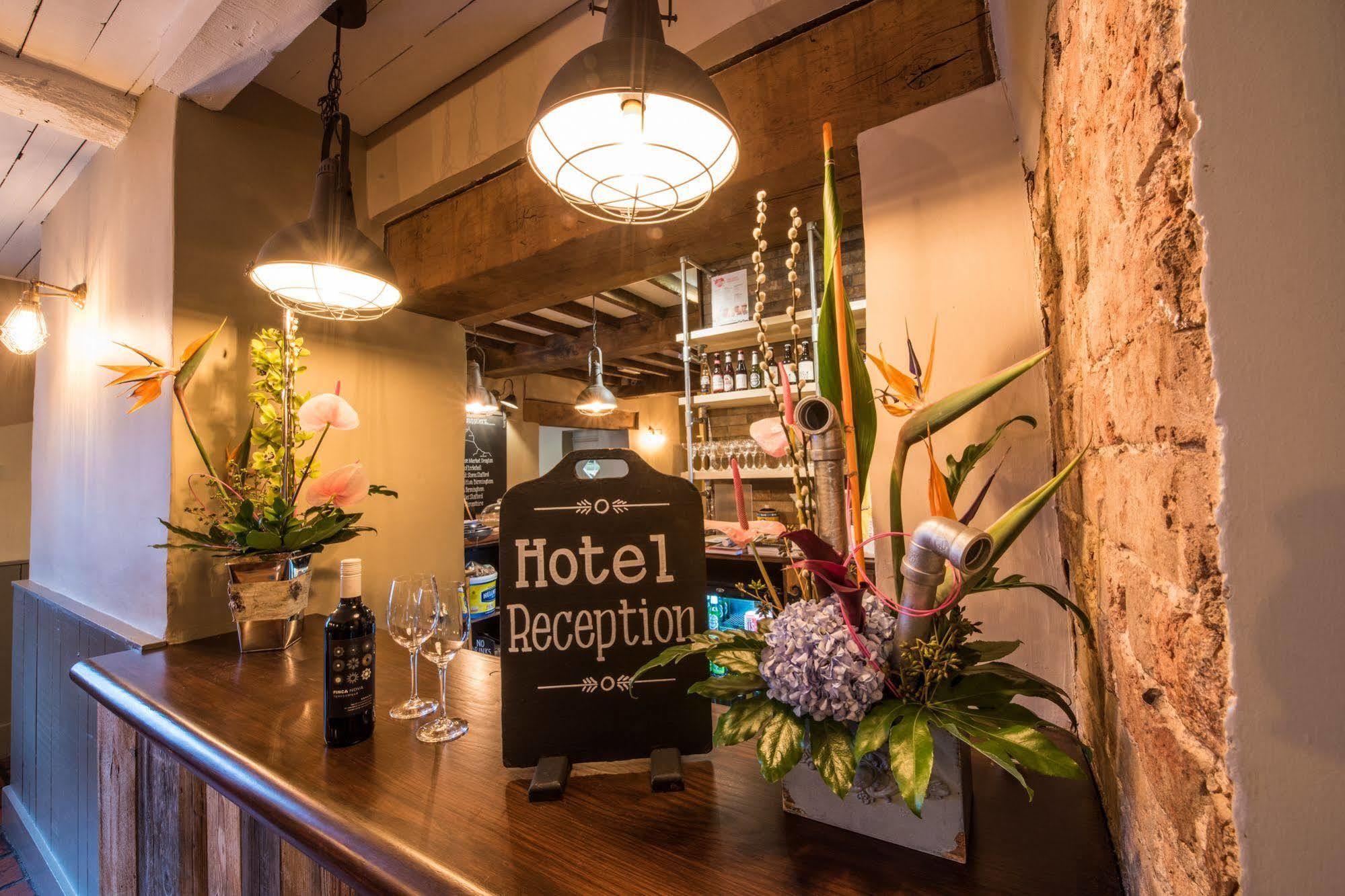 Hotel The Littleton Arms Penkridge Esterno foto